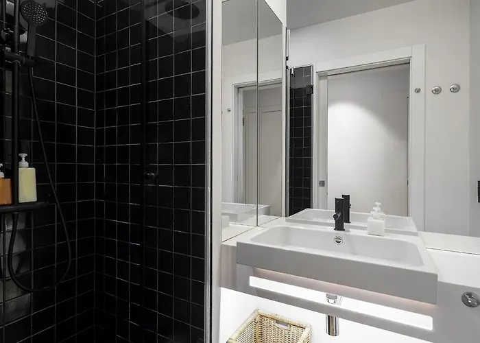Whome Urban Elegance: A Modern Haven In Lisbon's Heart Appartamento *